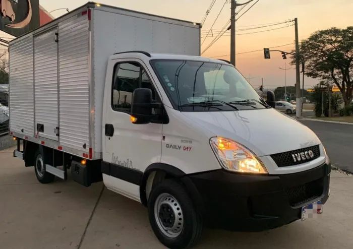 Iveco Daily bau ano 2019  - Foto 2
