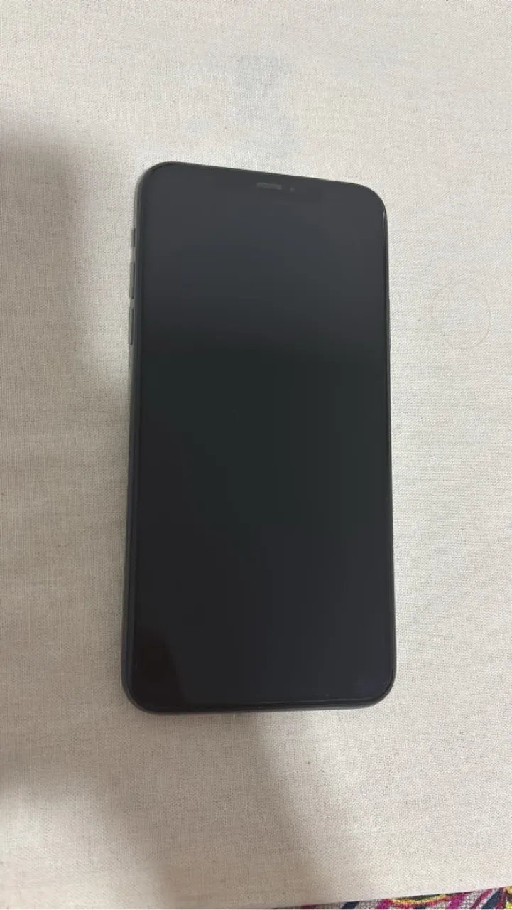 ? iPhone 11 Pro Max - 64GB