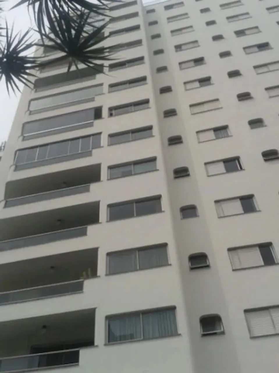 Apto com 209m², 3 suítes, 4 banheiros, 4 vagas, cozinha