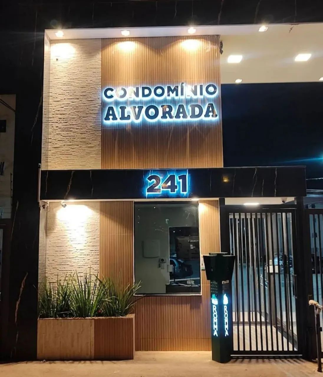 Apartamento 2 quartos Paranoá Parque no condomínio alvorada 241