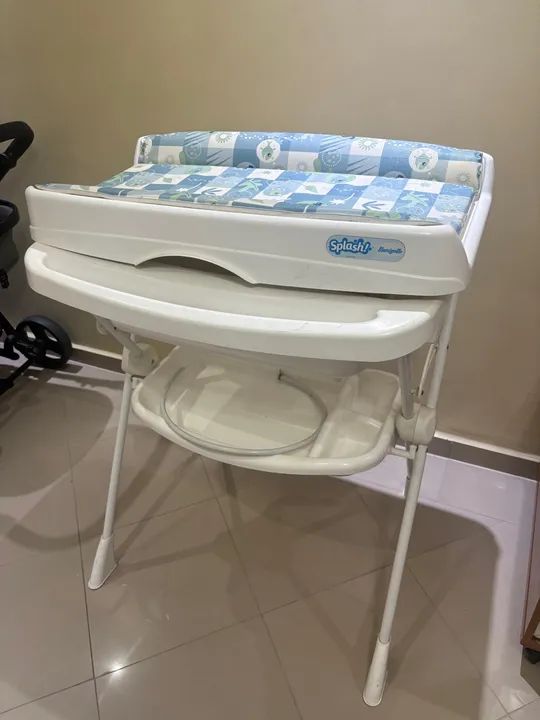 Banheira para Bebê com Suporte e Trocador - Foto 6