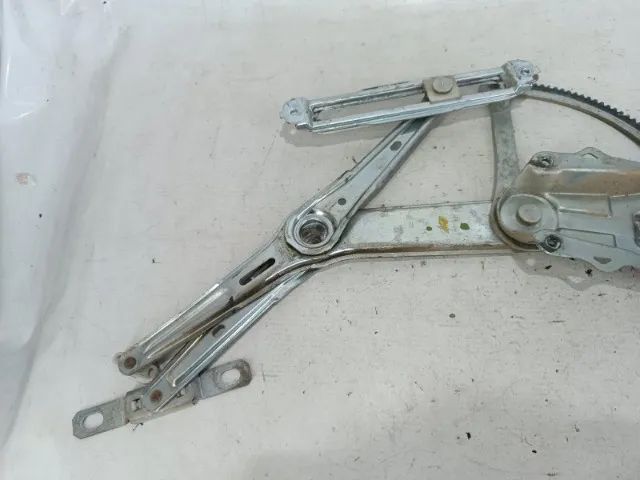 Máquina de vidro elétrico dianteiro direito GM Corsa/Montana 4 pts 02-10  - Foto 2