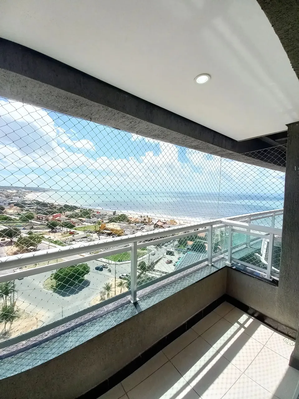 Excelente padrão apartamento com vista para o mar