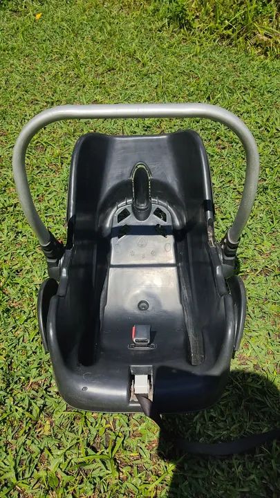 3 Cadeirinhas de Bebê Conforto Usadas R$ 25,00 as 3 - Foto 4