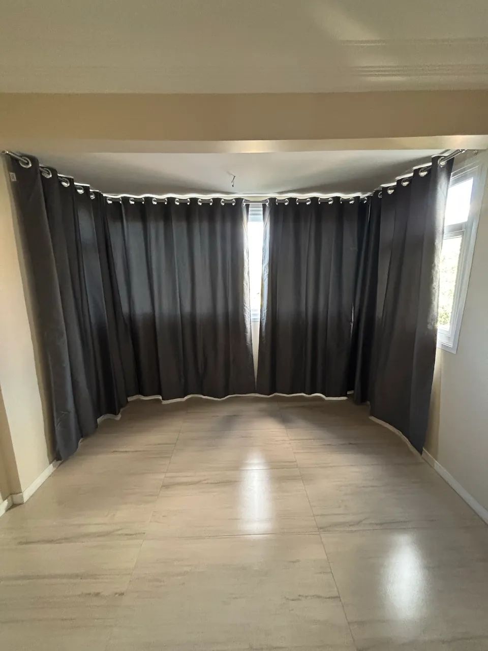 Duas Cortinas corta luz black out 4,20 x 2,30