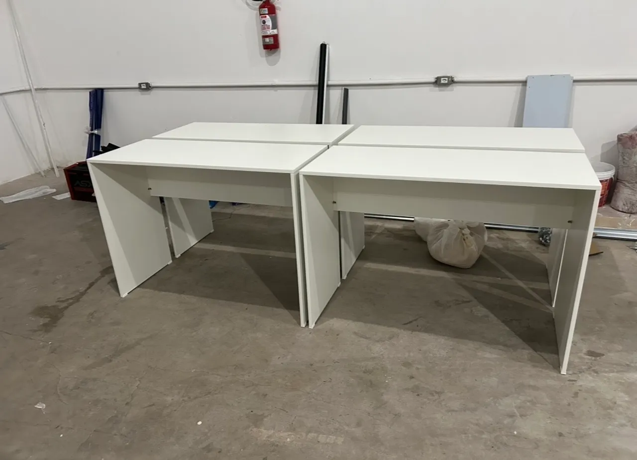 *PROMOÇÃO* mesa de estudo SEM GAVETA