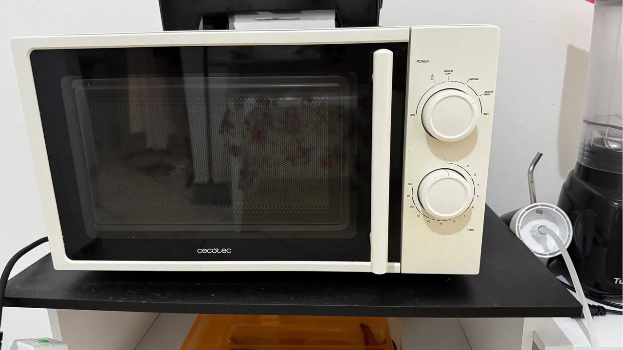 Micro-ondas Cecotec