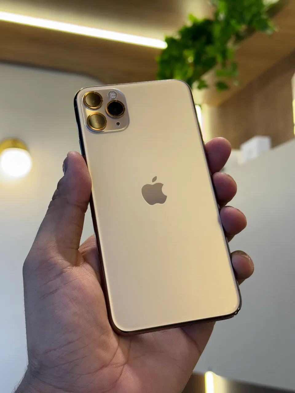 Apple iPhone 11 Pro Max ゴールド 64GB 新品未開封 iPhone 11 Pro Max 64GB GOLD (seminovo) – LS