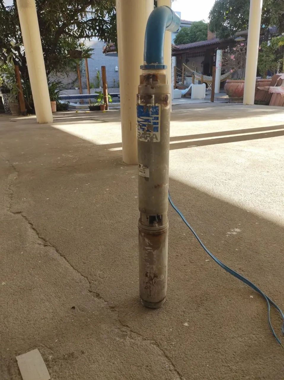 Bomba d'água submersa para poço/seminova - Foto 3