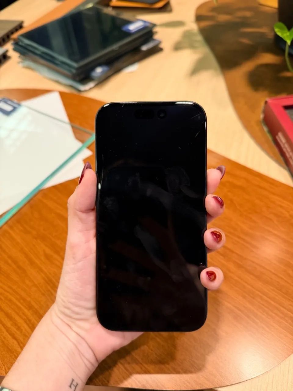 iPhone 15 256Gb - preto  - Foto 3