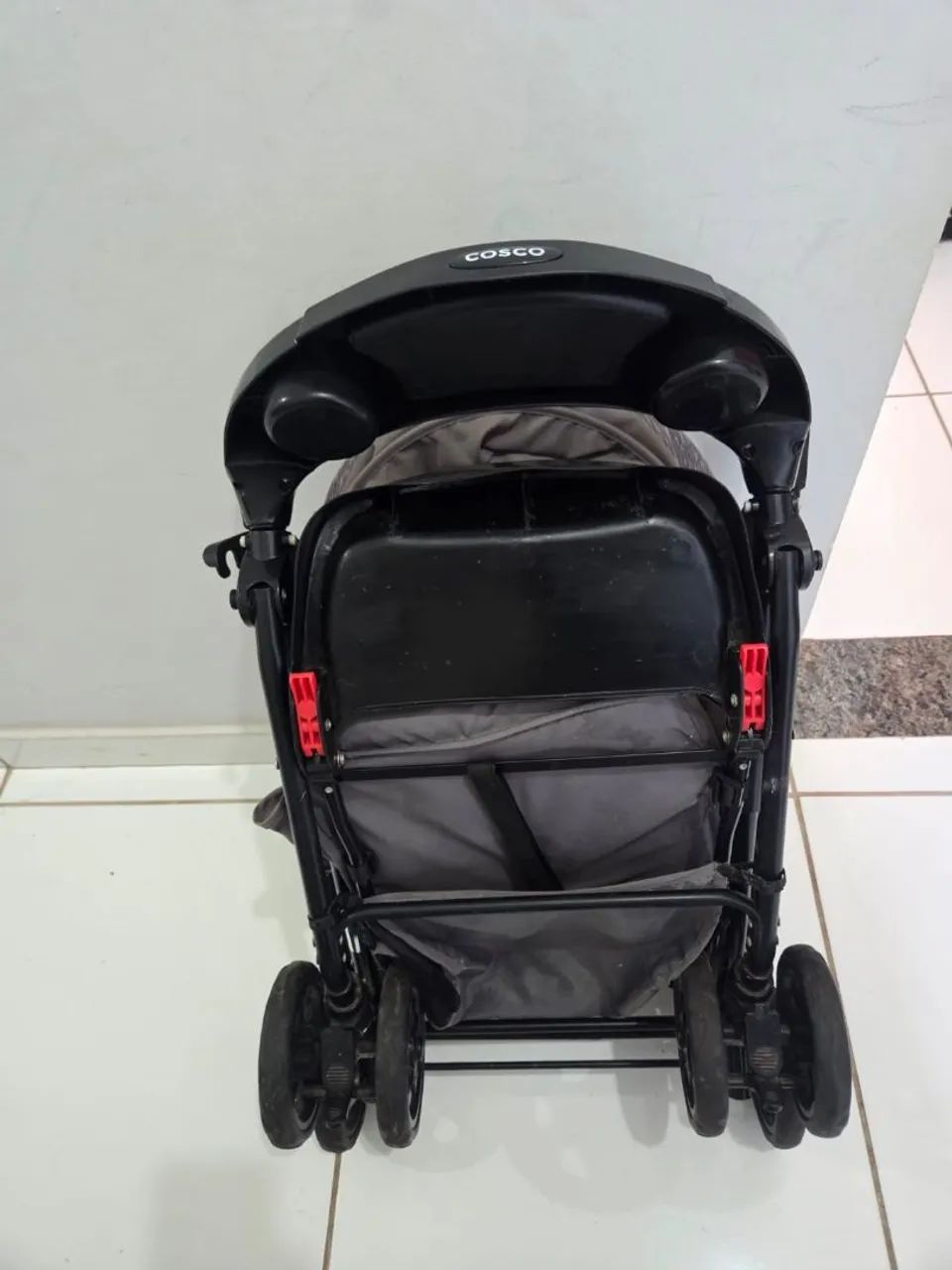 Vendo Carrinho de Bebê Cosco - Foto 2
