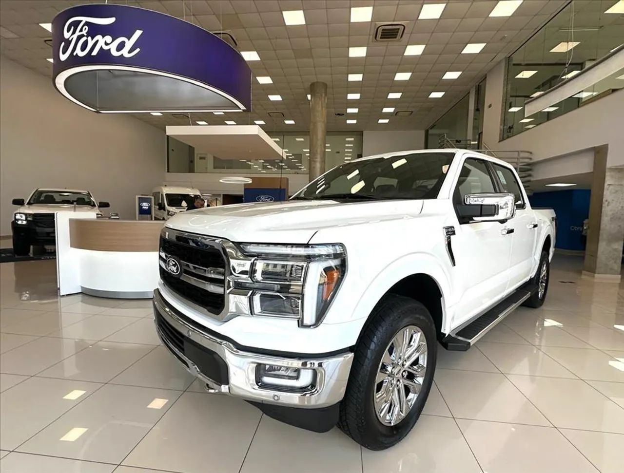 Ford F-150 LARIAT 4X4 5.0 V8 2025