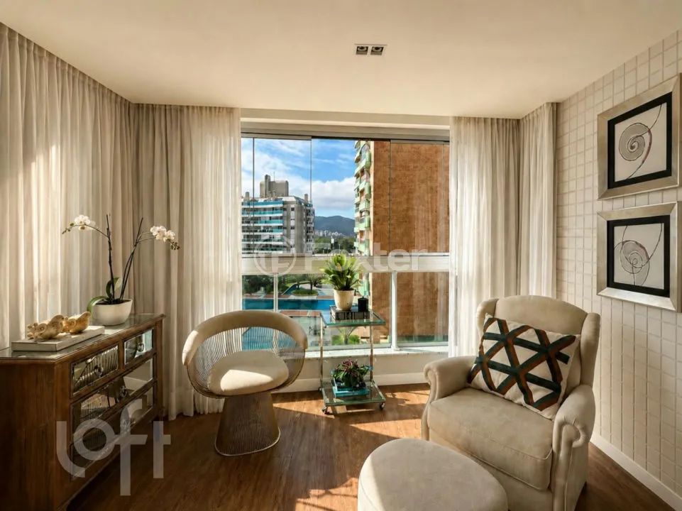 Apartamento à venda Rua Alba Dias Cunha, Trindade - Florianópolis