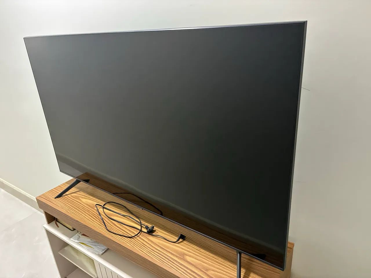 TV 50 POLEGADAS QUEBRADA