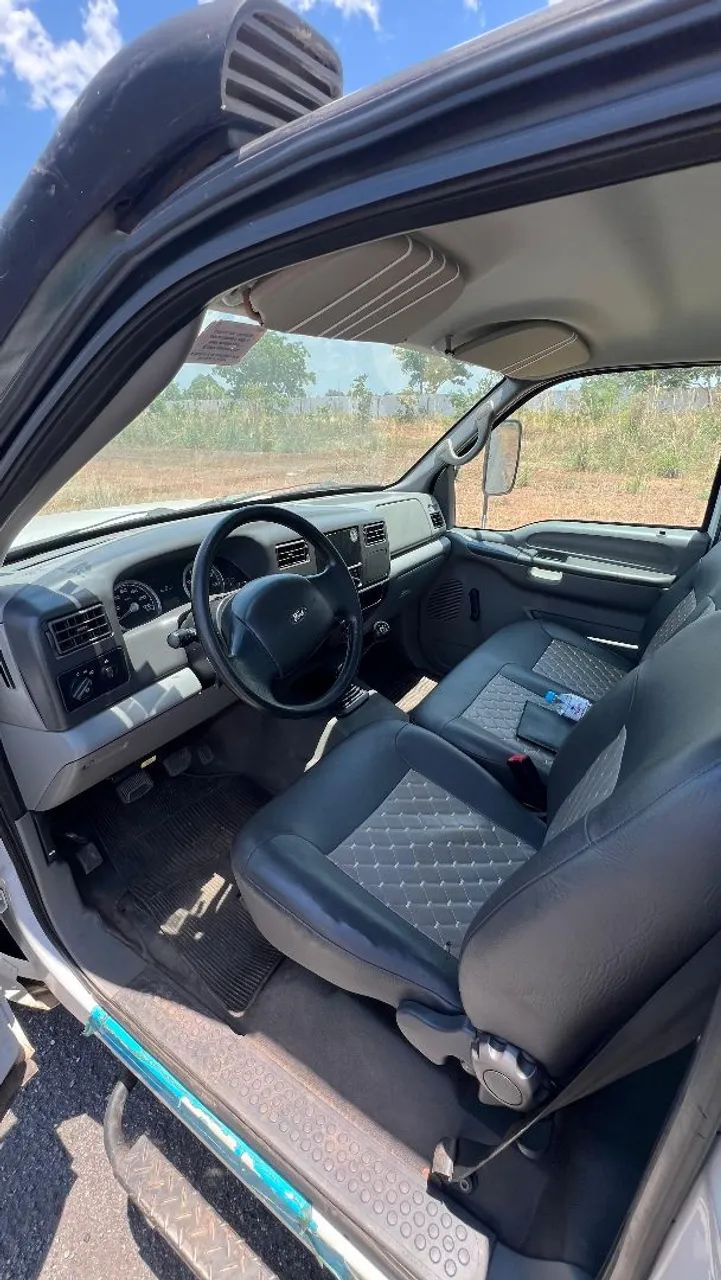 F4000 4x4 Comboio  - Foto 4