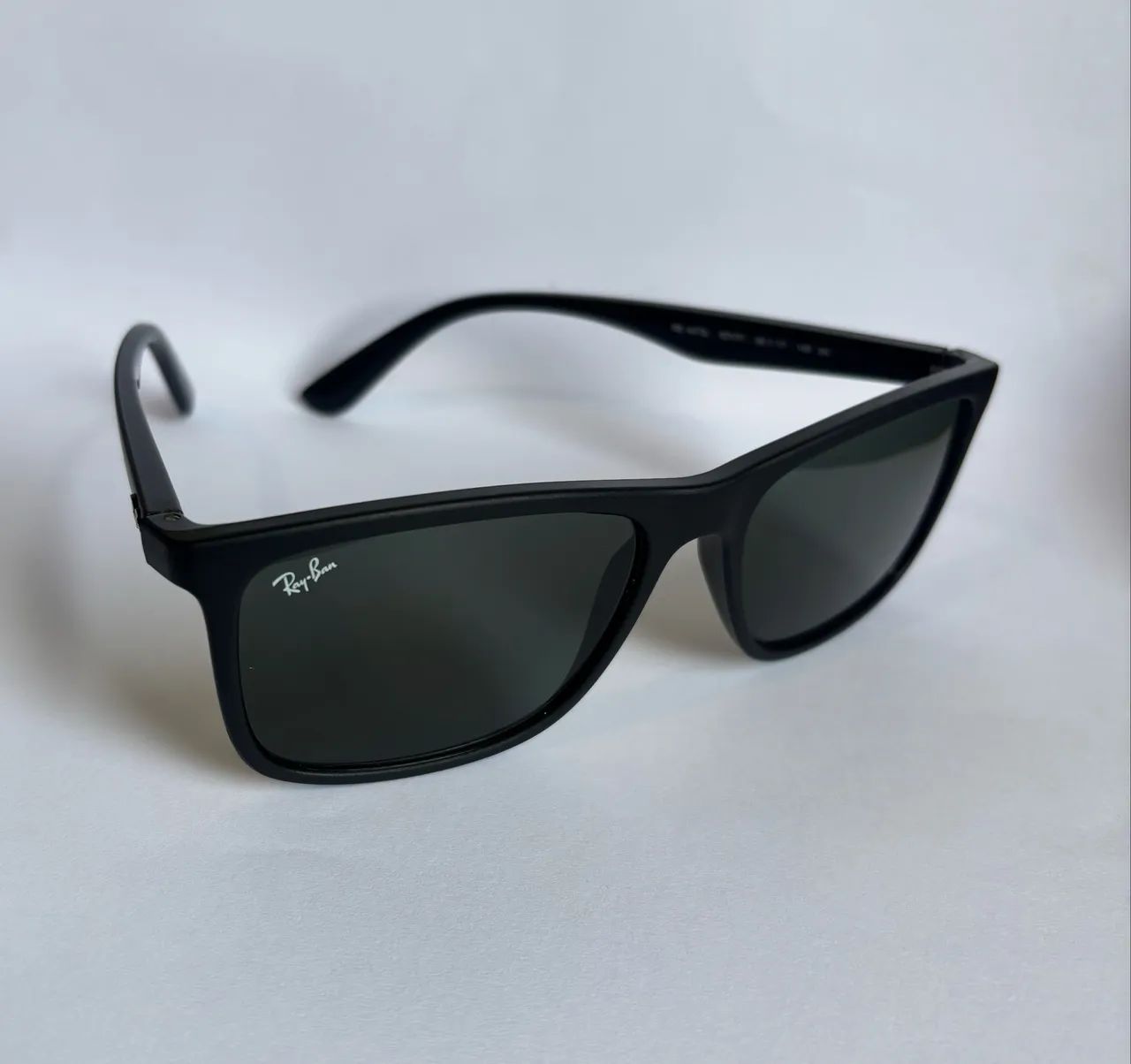Óculos de Sol Rayban Preto 
