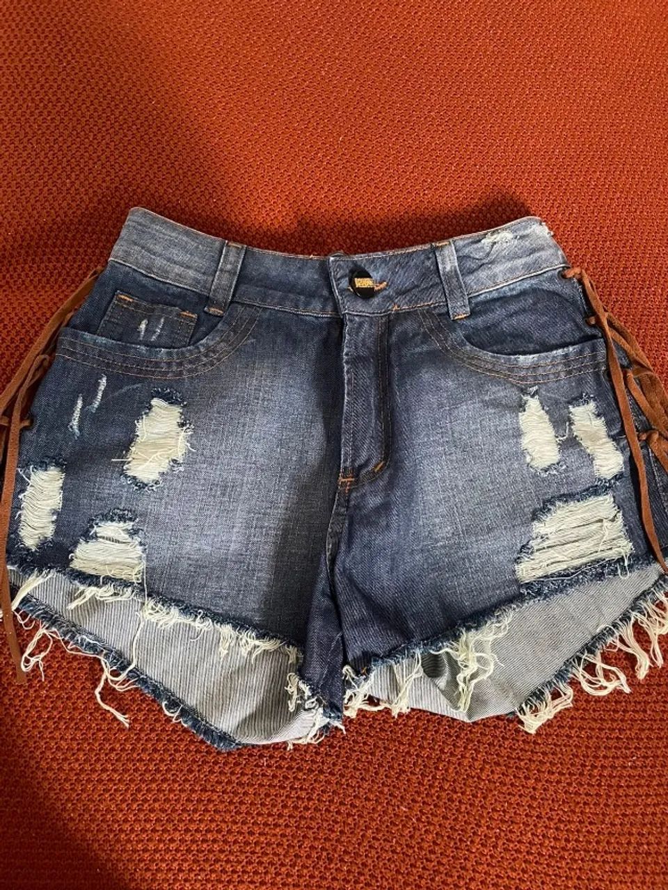 Short jeans
