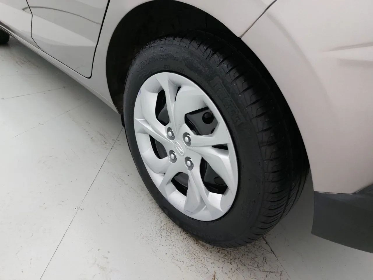 Hyundai HB20 Comfort 1.0 Flex 12V Mec., foto 12 de 18