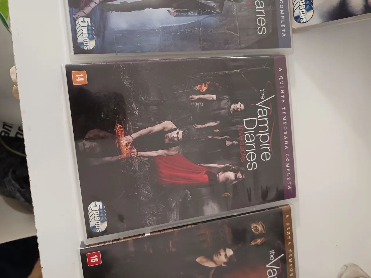 DVD THE VAMPIRE DIARIES  - Foto 4