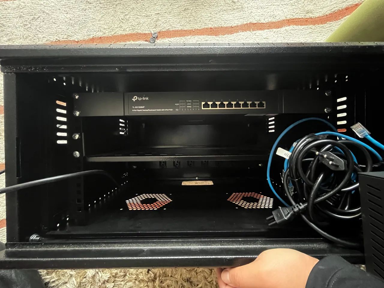 Combo Infraestrutura De Rede Tp-link Omada Com Rack E Access Points - Foto 4