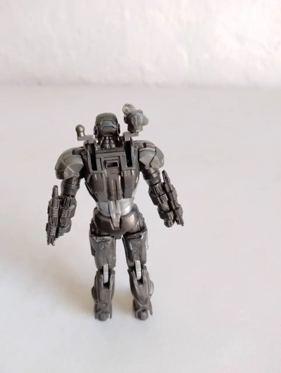MARVEL UNIVERSE WAR MACHINE TAMANHO 10 CM HASBRO - Foto 4