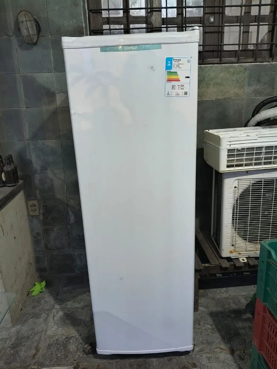 Freezer Vertical Consul
