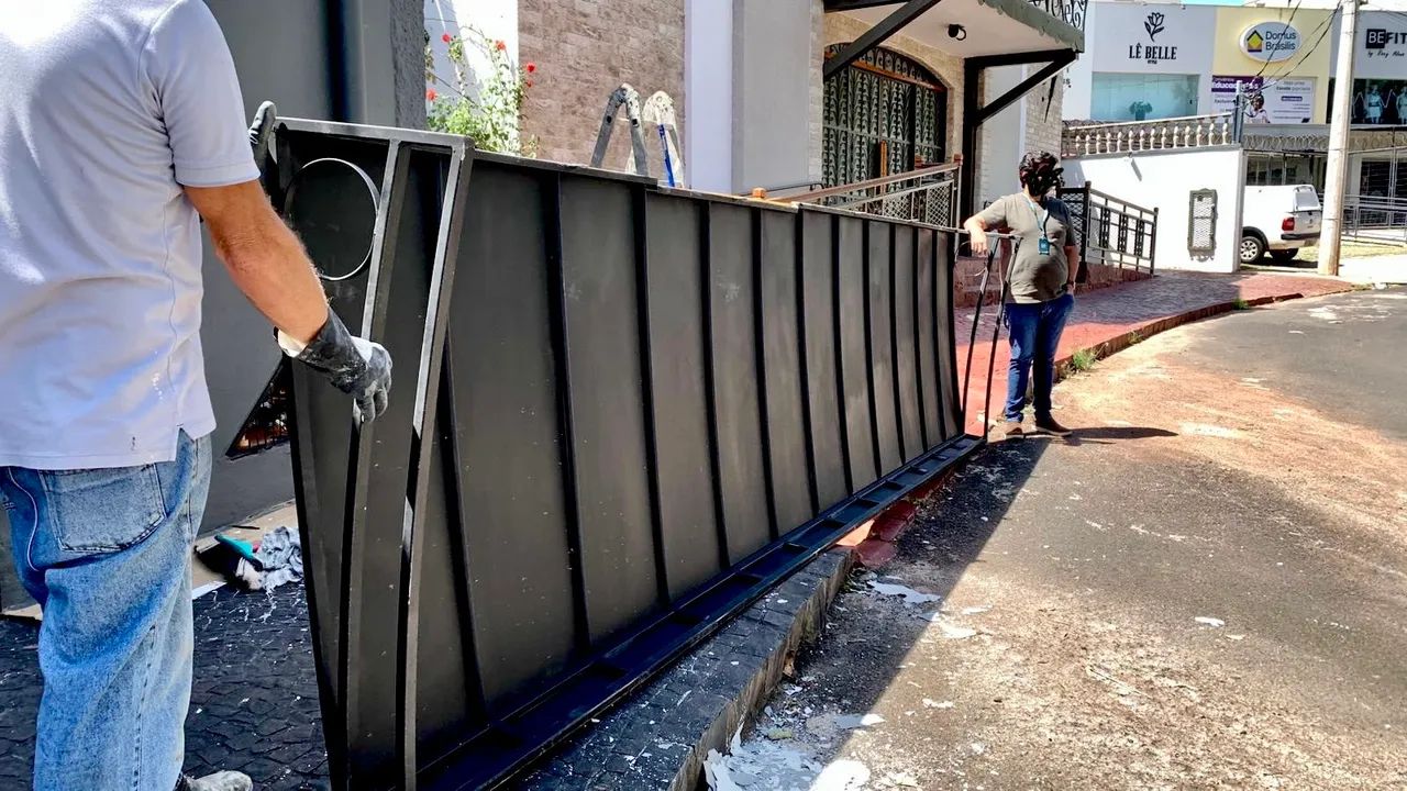 Vendo Toldo de Lona - Estrutura metálica  - Foto 4