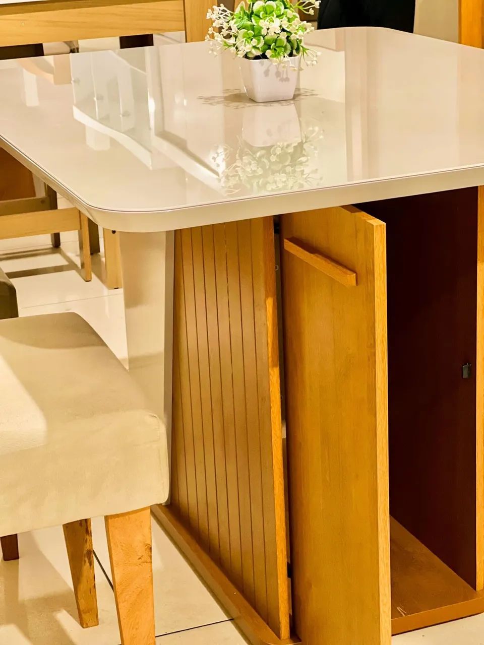 Mesa de jantar 4 lugares 120x90 disponível  - Foto 2