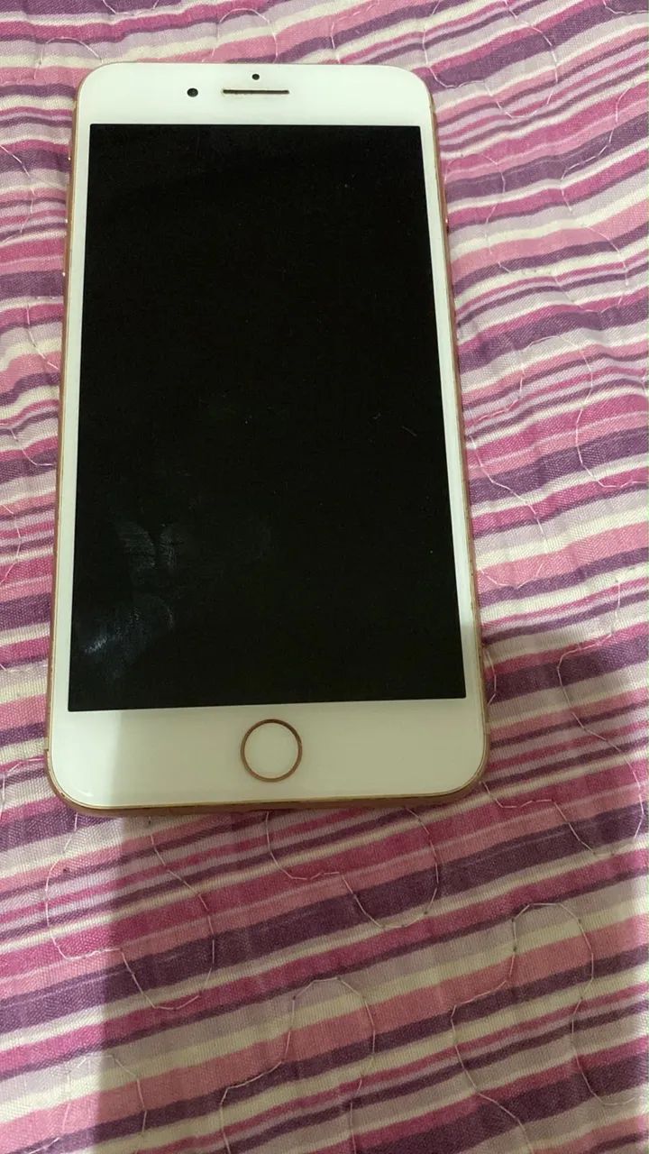 IPhone 8 Plus semi novo 