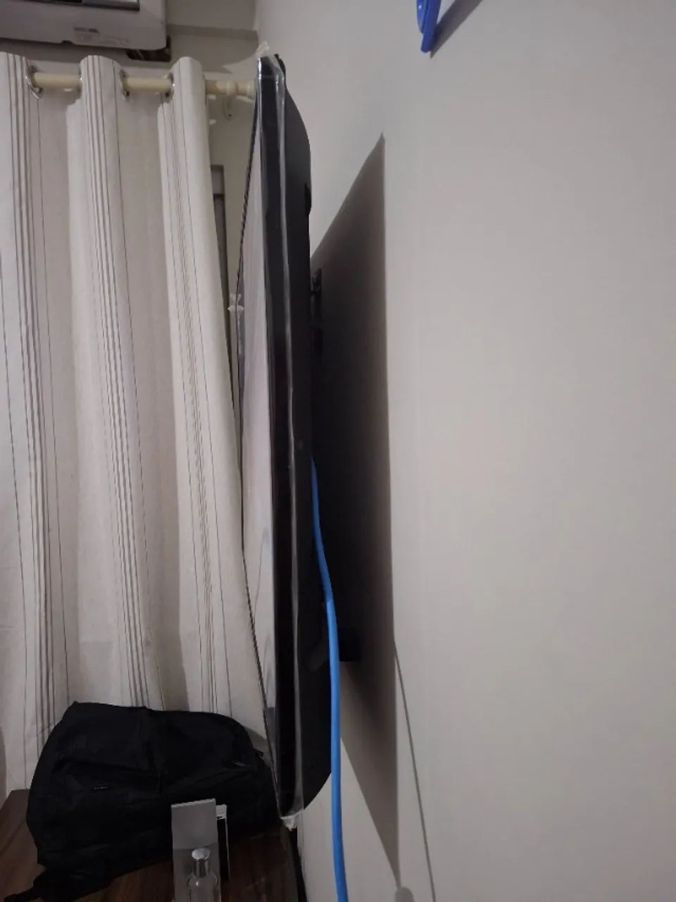 tv un40mu6100 40 polegadas Samsung 4k em perfeito estado + suporte + suporte para parede   - Foto 3