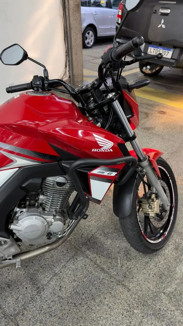 CB 250  - Foto 2