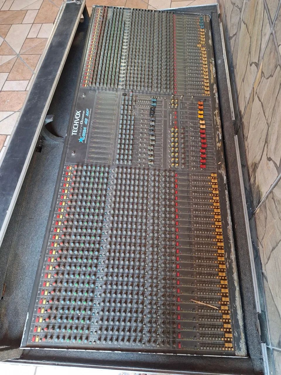 Mesa de som
