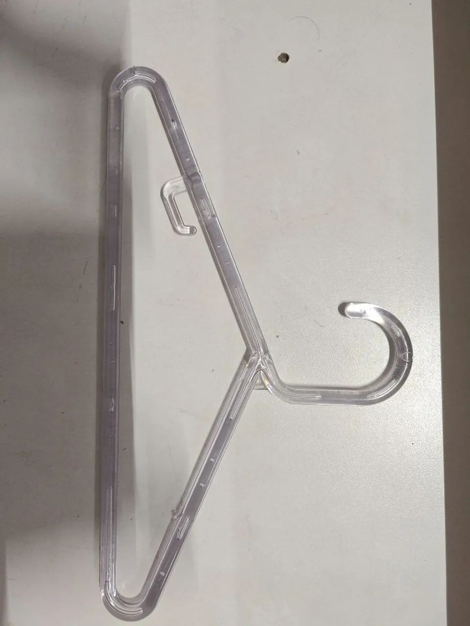 Cabide de acrílico para loja