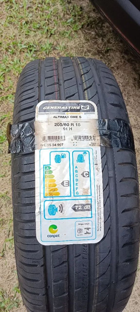 Par pneus NOVOS continental altimax one s 205 60 r15 