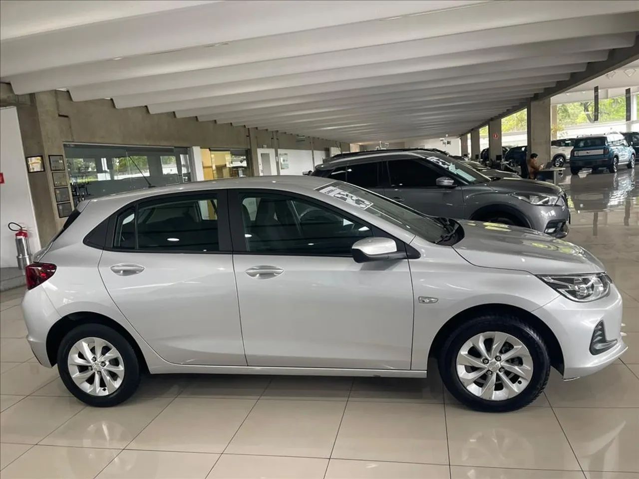 Chevrolet Onix Hatch LT 1.0 12V TB Flex Mec. 4P, foto 9 de 15