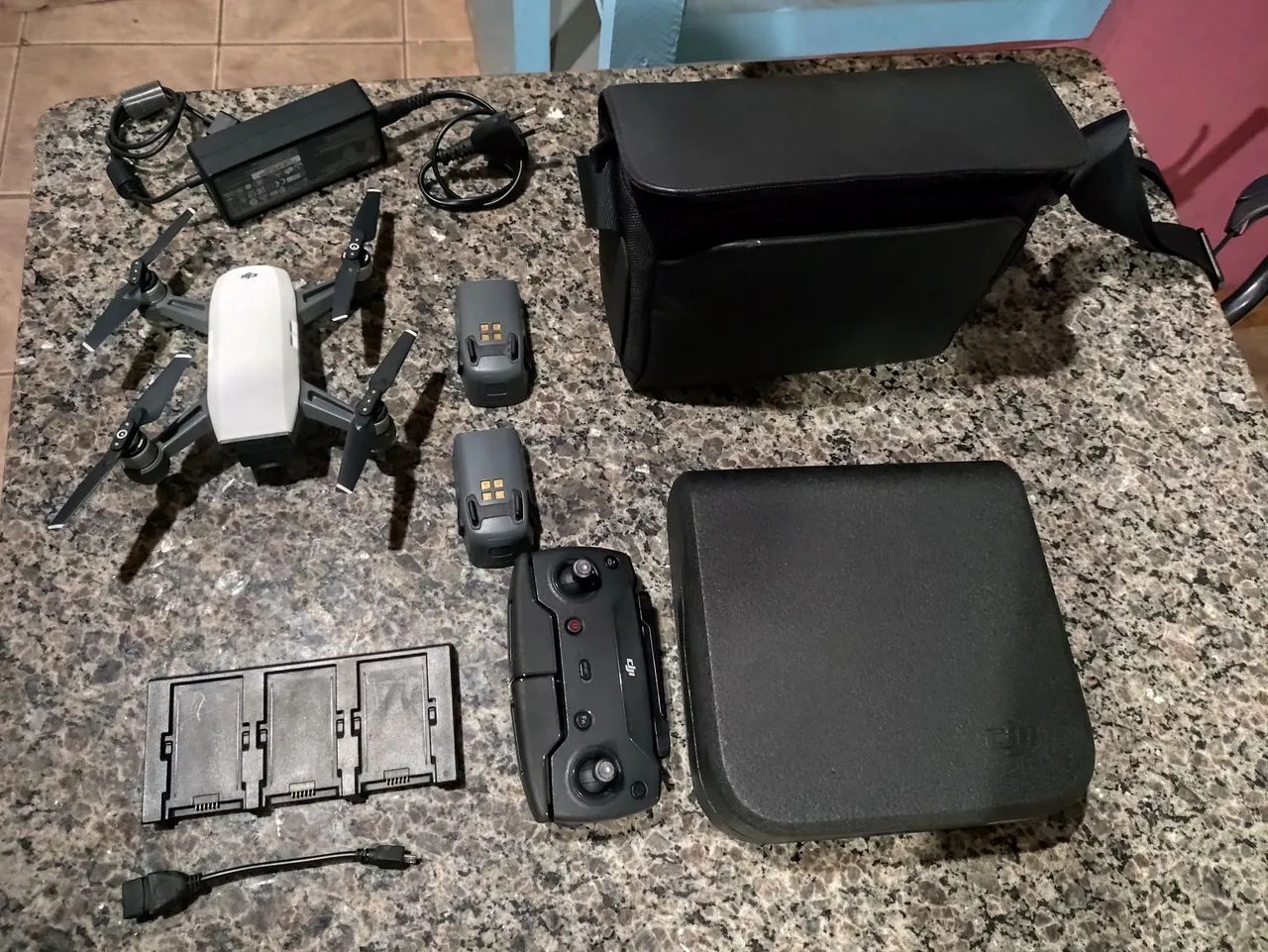 DJI Spark Fly More Combo - Excelente Estado - Foto 2