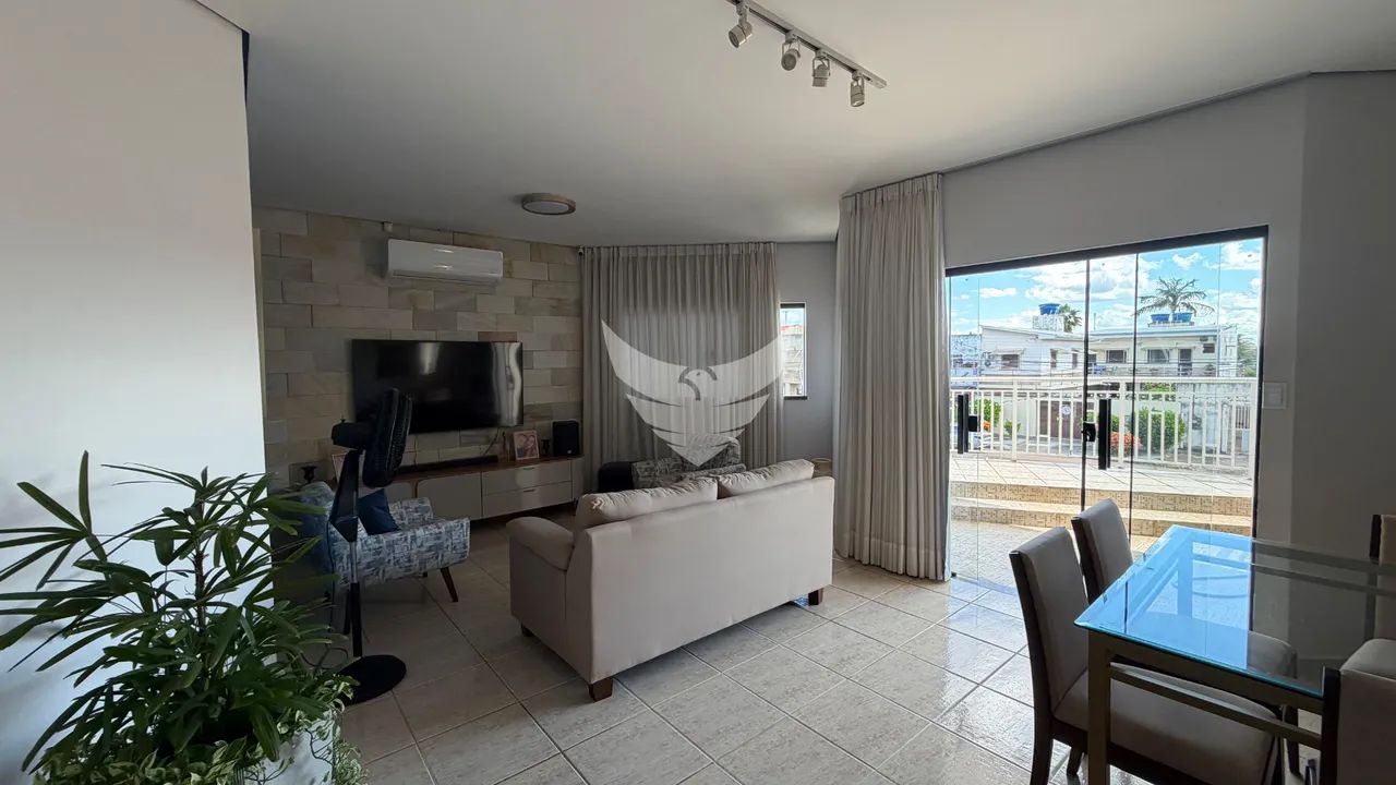 EXCELENTE IMÓVEL COMERCIAL COM LOCALIZAÇÃO ESTRATÉGICA