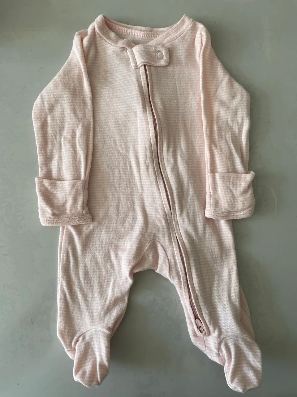Kit 2 macacões e 1 body Carters RN - Foto 2