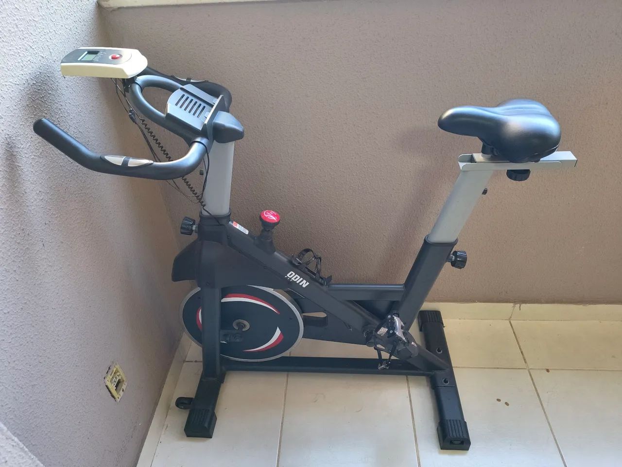 Bicicleta ergométrica Odin FIT - Foto 2