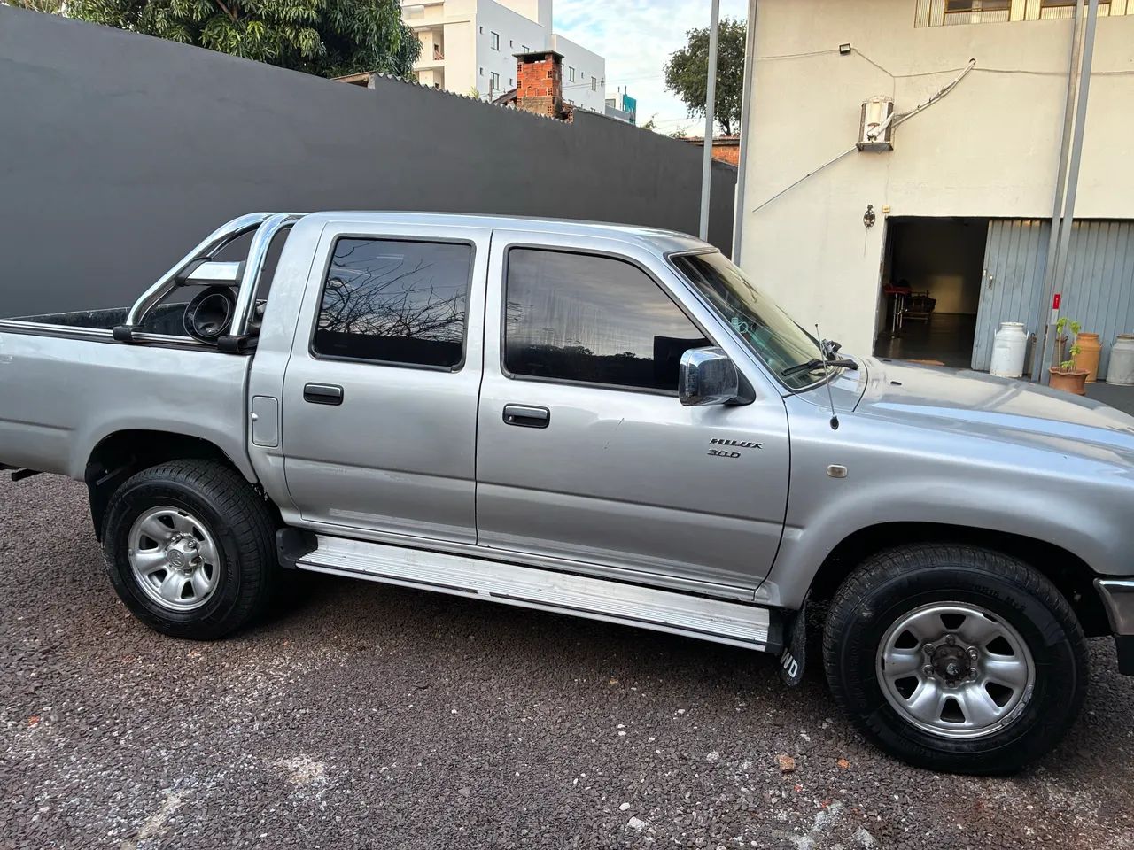 Toyota Hilux Hilux CD SR 4x4 3.0 8V 90cv Diesel 2003