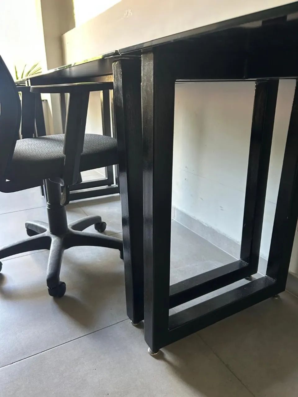 Mesa Executiva 1,50m em Vidro Temperado 10mm e Aço - Foto 2