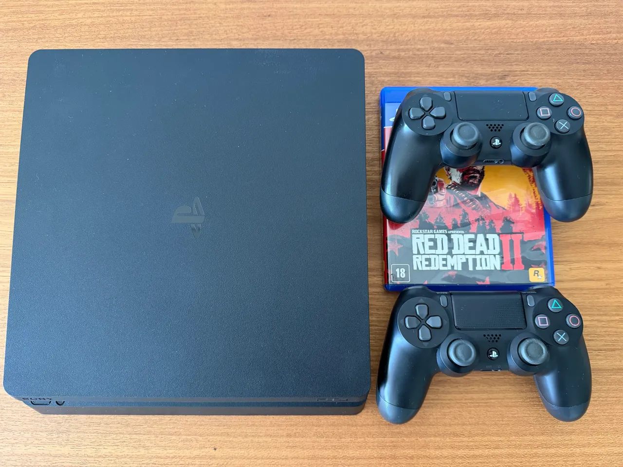 PS4 Slim | 2 controles
