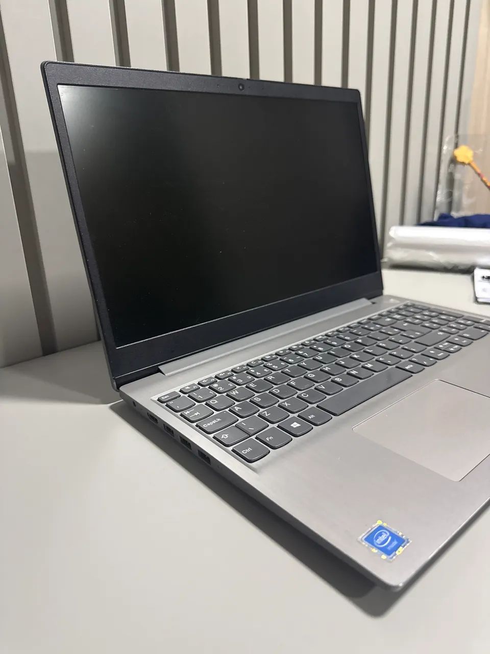 Notebook Lenovo IdeaPad 3 15IGL05 - Foto 4