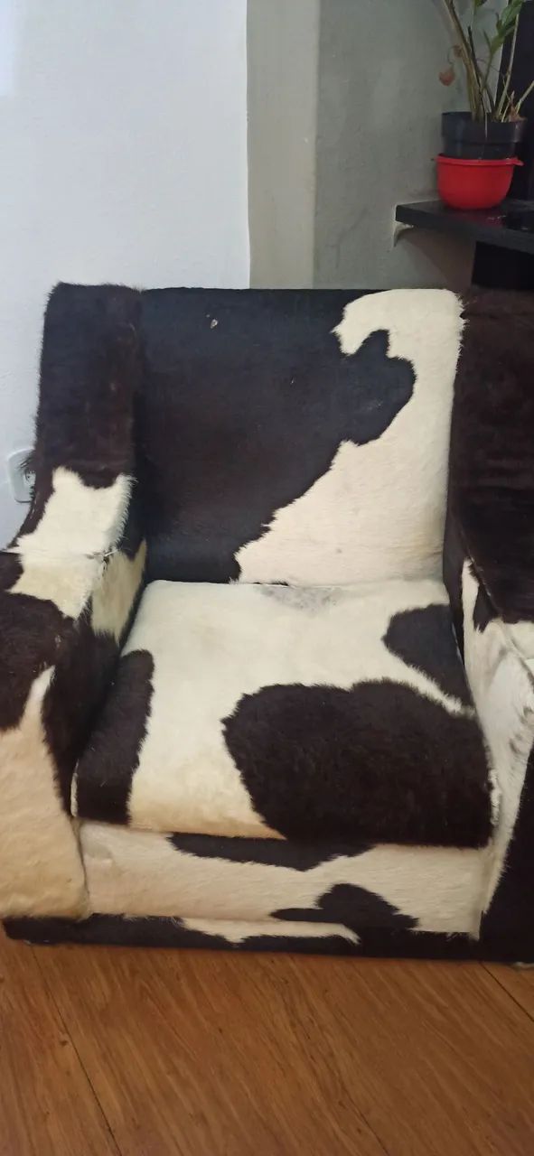 Poltrona confortável pele de vaca  - Foto 3