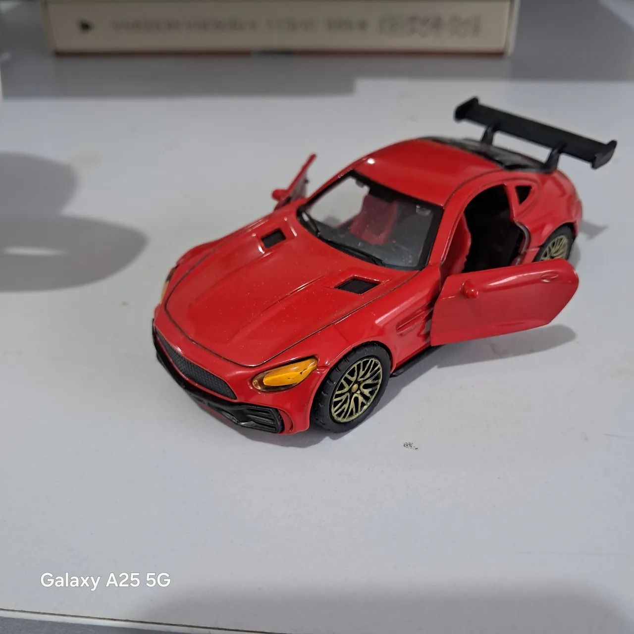 Miniatura Mercedes AMG GT - Foto 2