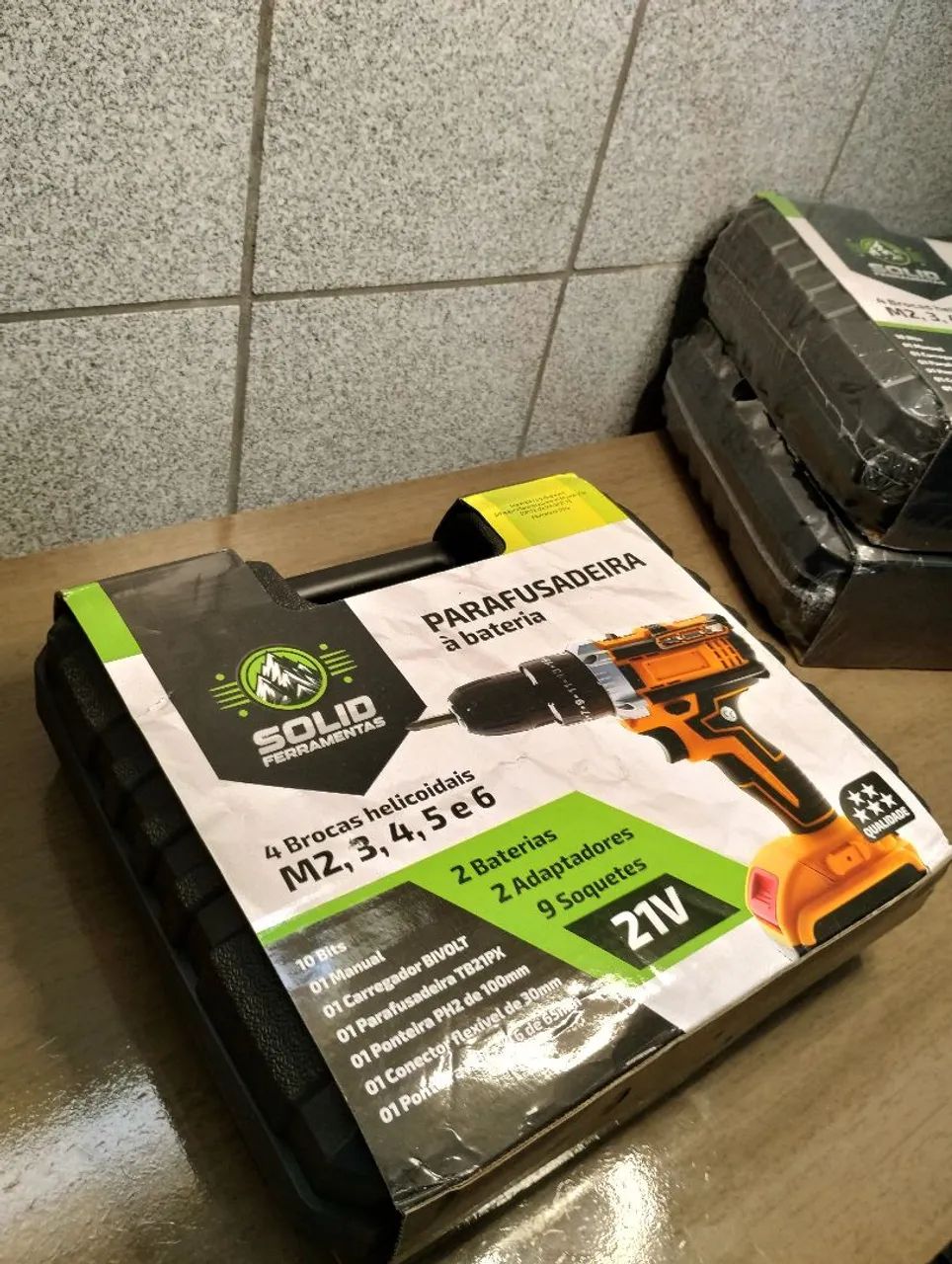 PARAFUSADEIRA COMPLETA 21V+MALETA - Ferramentas de Construção