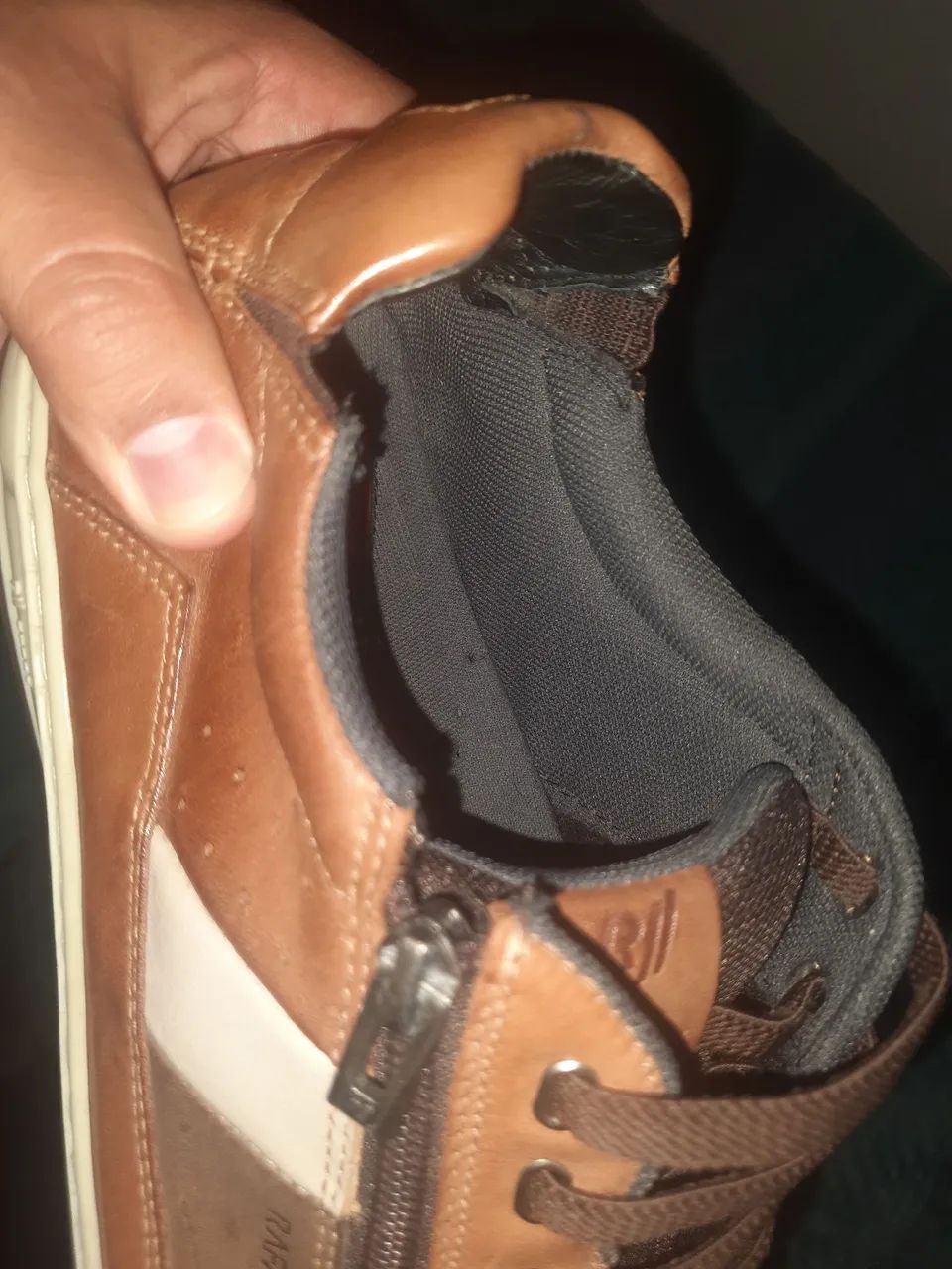 Sapatênis em couro  - Foto 2