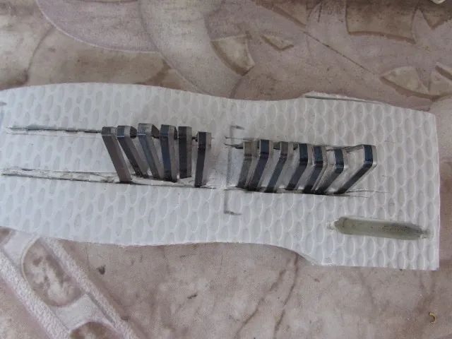 Frisadora Mafrisa para colocar strass em chinelos - Foto 3