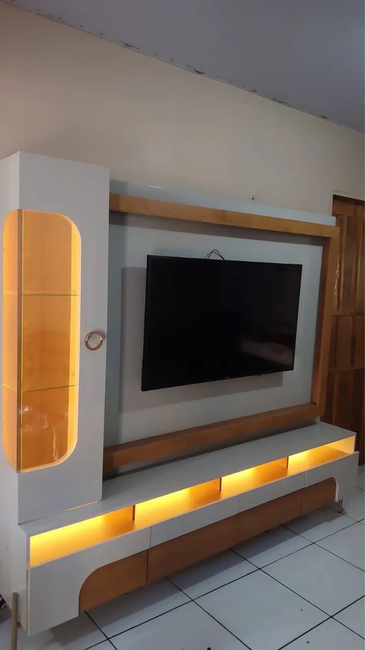Painel de tv até 75 polegadas com Led disponível 
