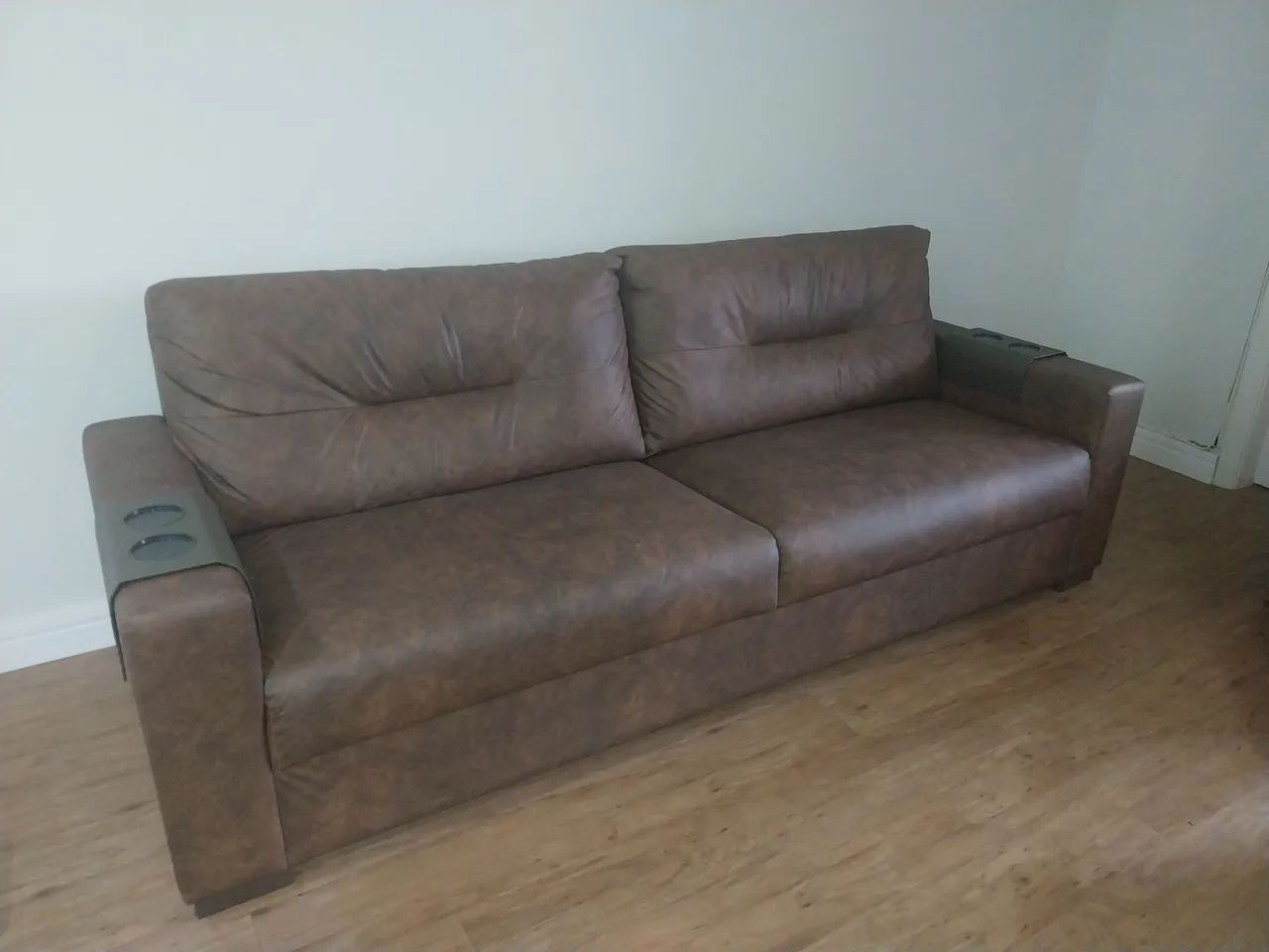 SOFA HERVAL COURISSIMO DE 2.40 metros - Foto 2